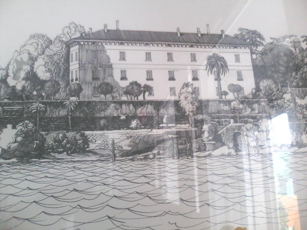 Bed & Breakfast Gli Oleandri Stresa Exterior photo