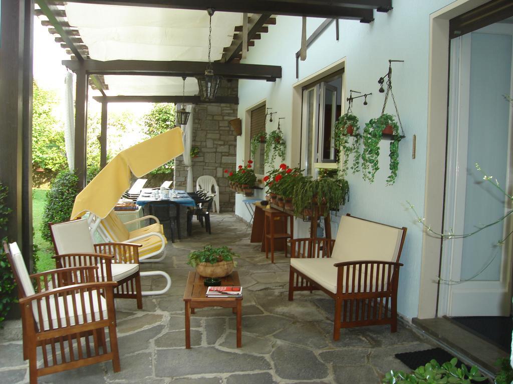 Bed & Breakfast Gli Oleandri Stresa Exterior photo